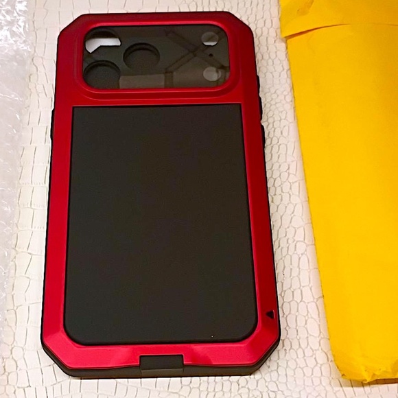 BRAND NEW "SUPER HI-QUALITY" EXTREME LIMITED EDITION I PHONE 17 PRO MAX COVER - Picture 6 of 16